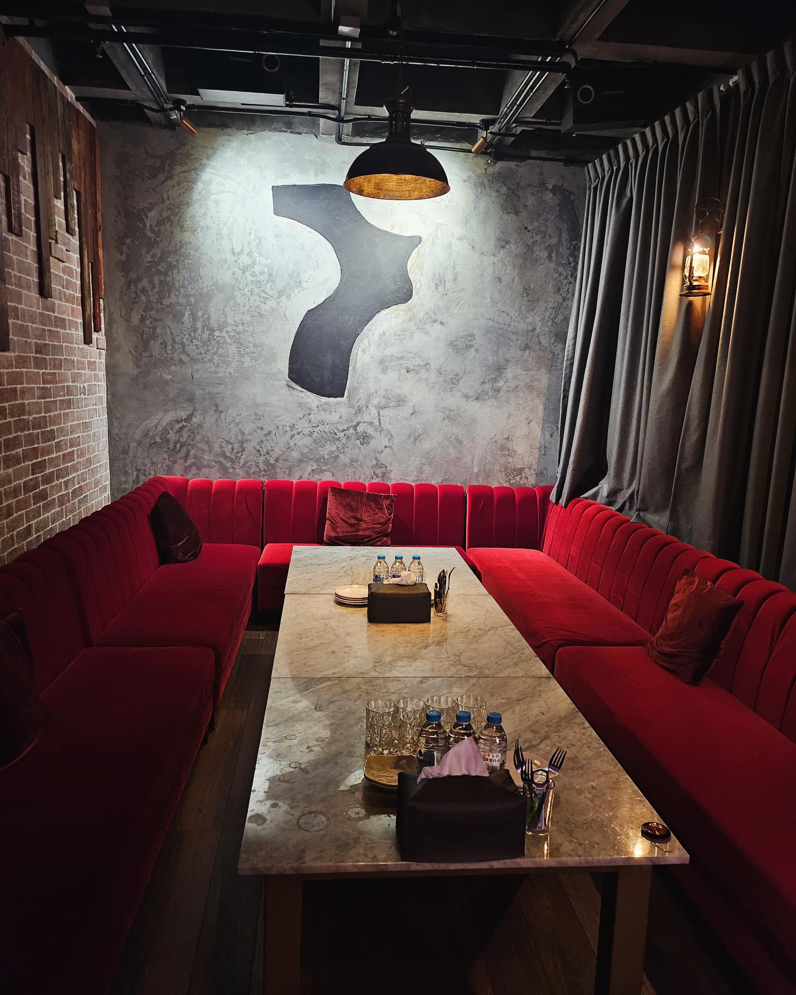 Azit Korean KTV