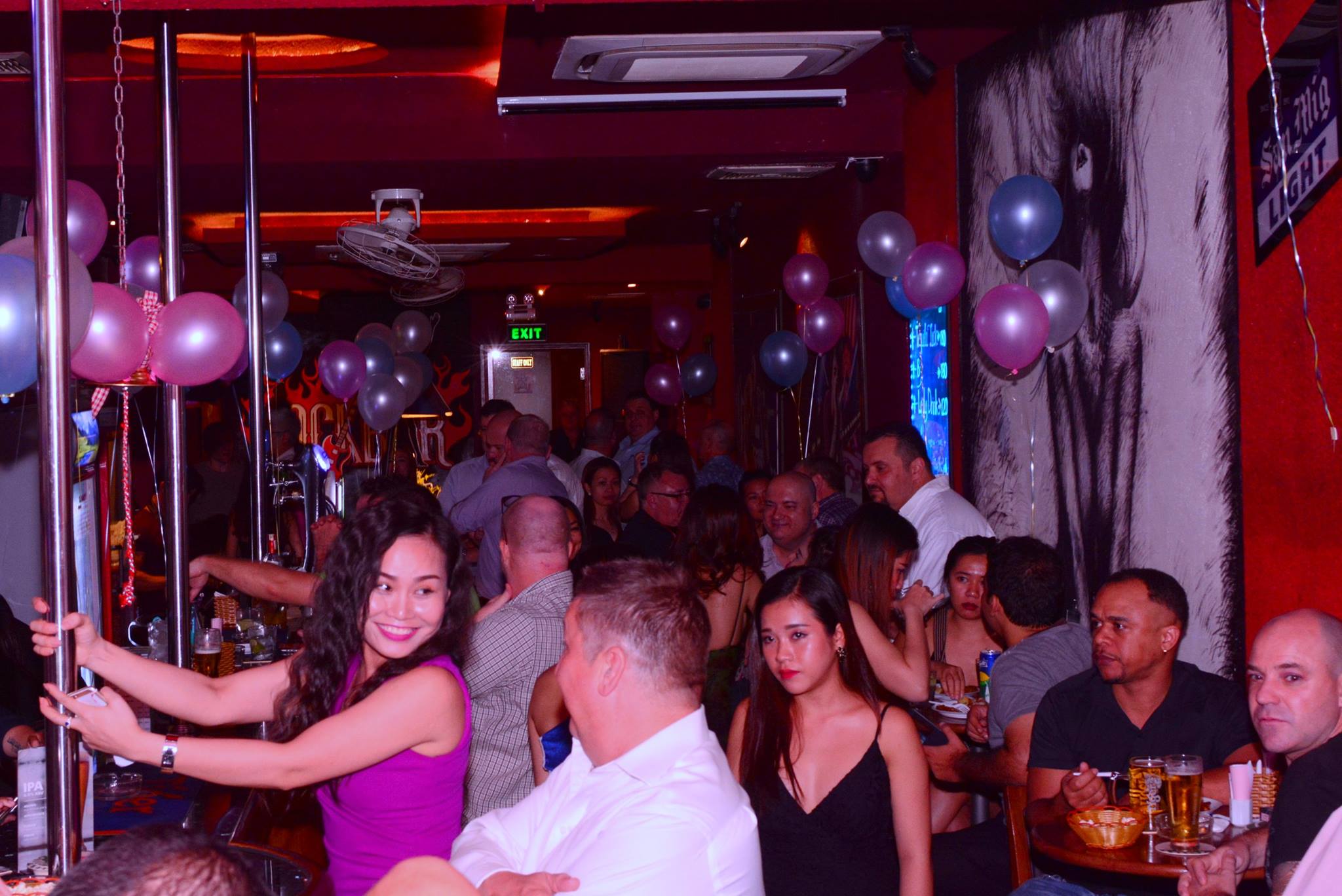 Rock Bar